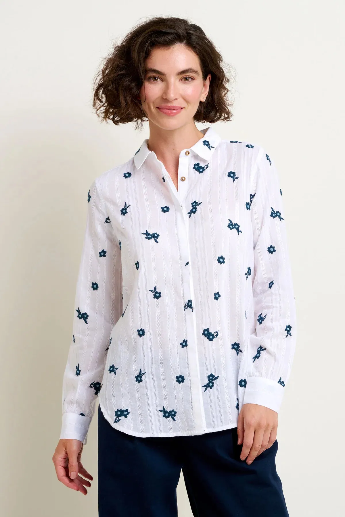 BRAKEBURN White Embroidered Flora Shirt