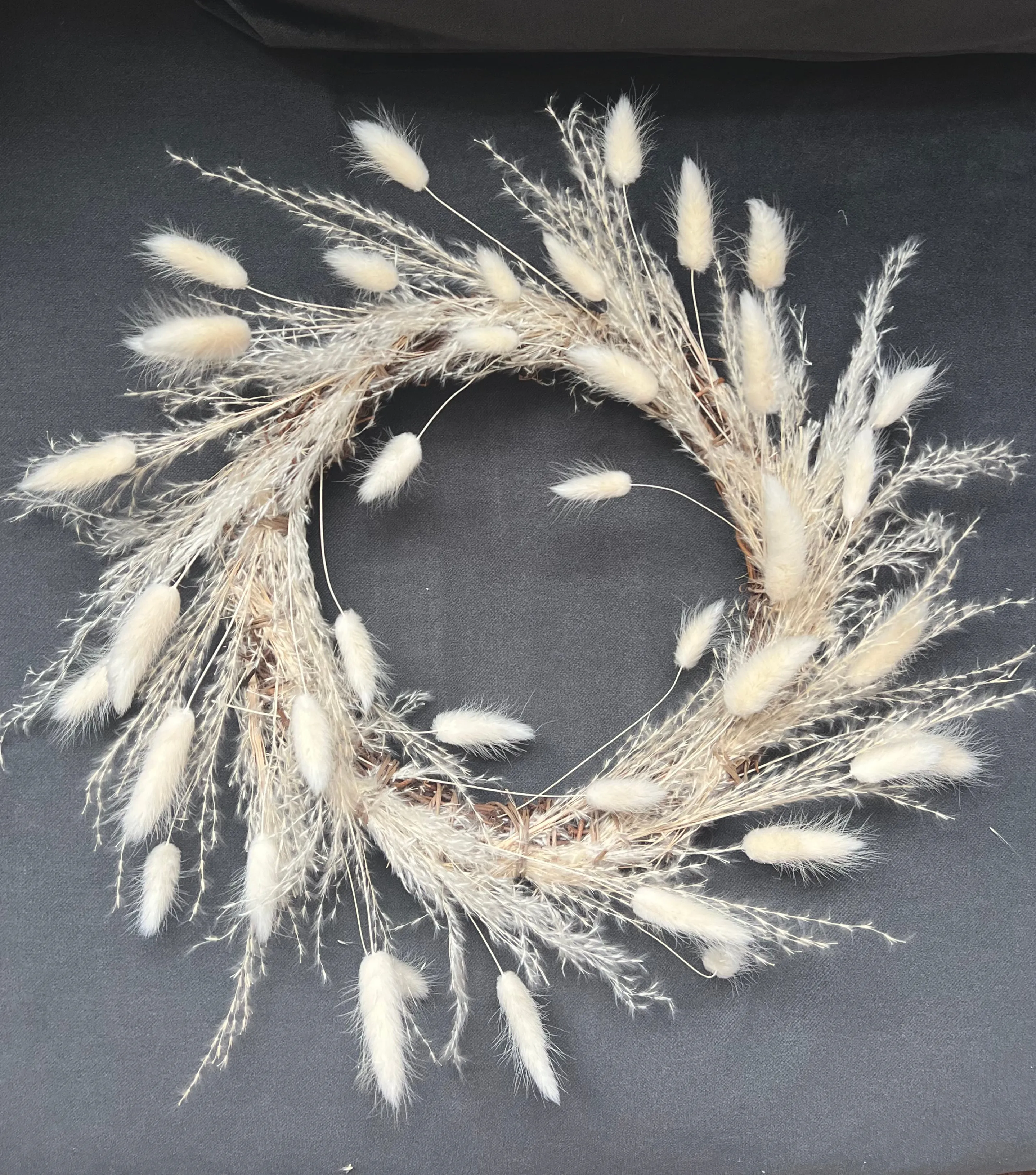 Modern Dried Flower Door Wreath Pampas and Bunny Tails Wild Look in Ivory, Unique Floral Wreath, Minimalist Door Wreath,