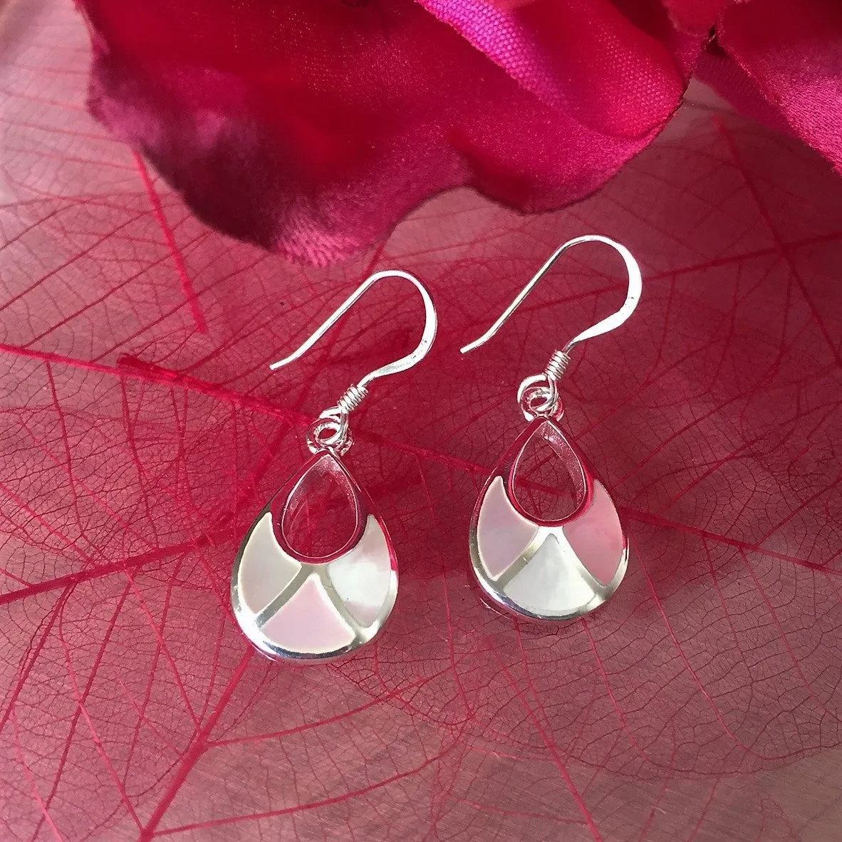 Tulip Earrings - VE183