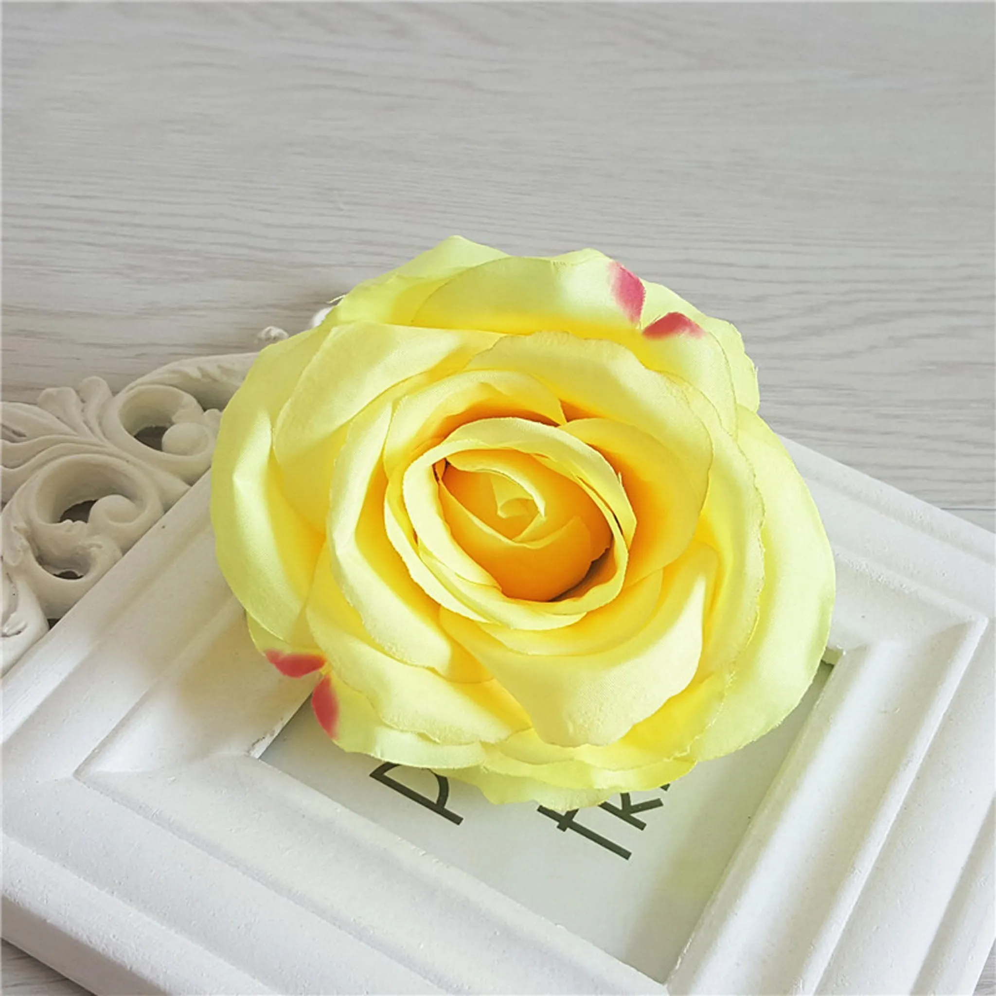 Wholesale Fake Flowers 50 Bulk Silk Roses