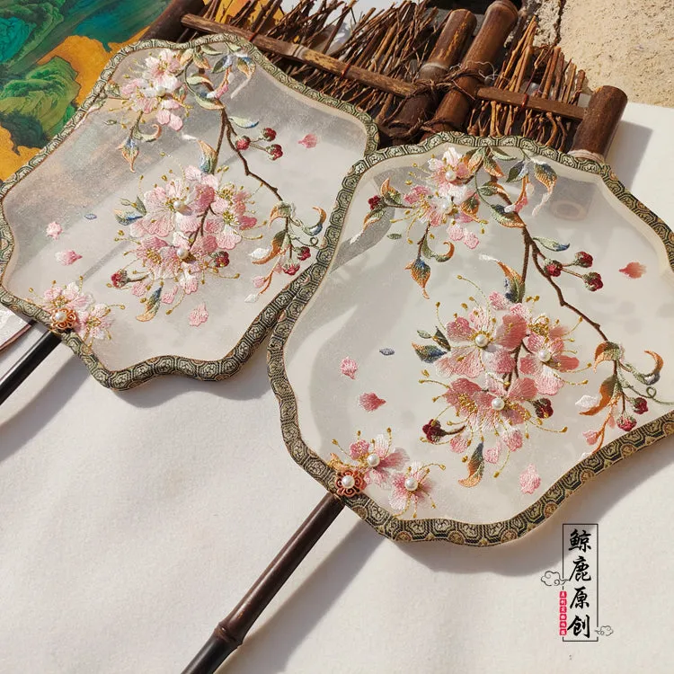 Ziwei Hua 紫薇花 Myrtle Flower Single-Sided Embroidered Tuanshan Round Fan